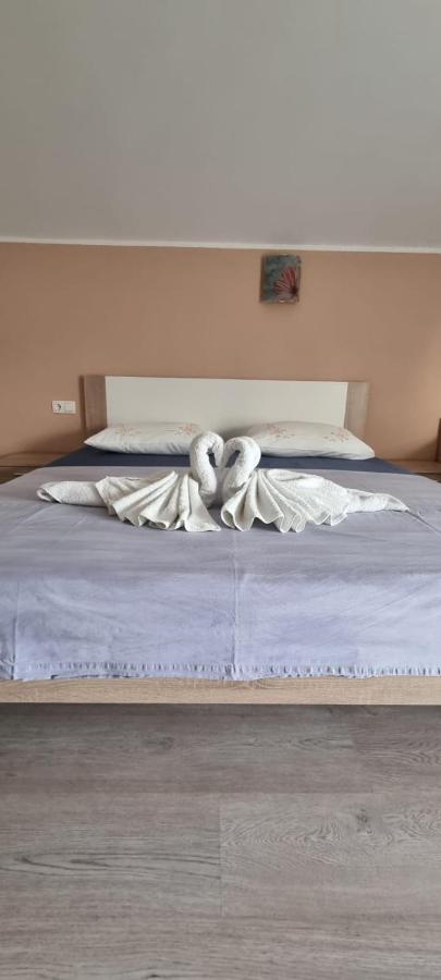 Apartmani Italo Biograd Na Moru Esterno foto