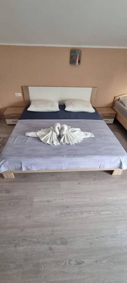 Apartmani Italo Biograd Na Moru Esterno foto