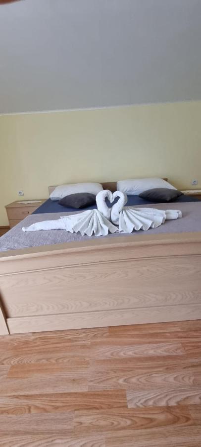Apartmani Italo Biograd Na Moru Esterno foto
